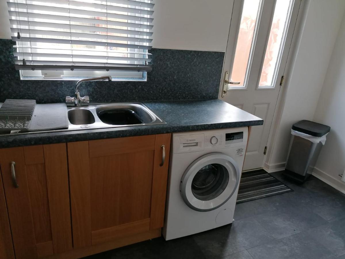 1 Fulmar Road**Next To West Beach And Golf Course Лосимът Екстериор снимка