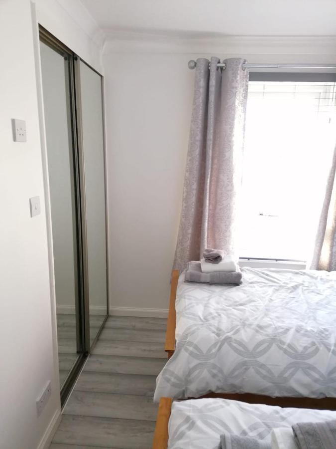 1 Fulmar Road**Next To West Beach And Golf Course Лосимът Екстериор снимка