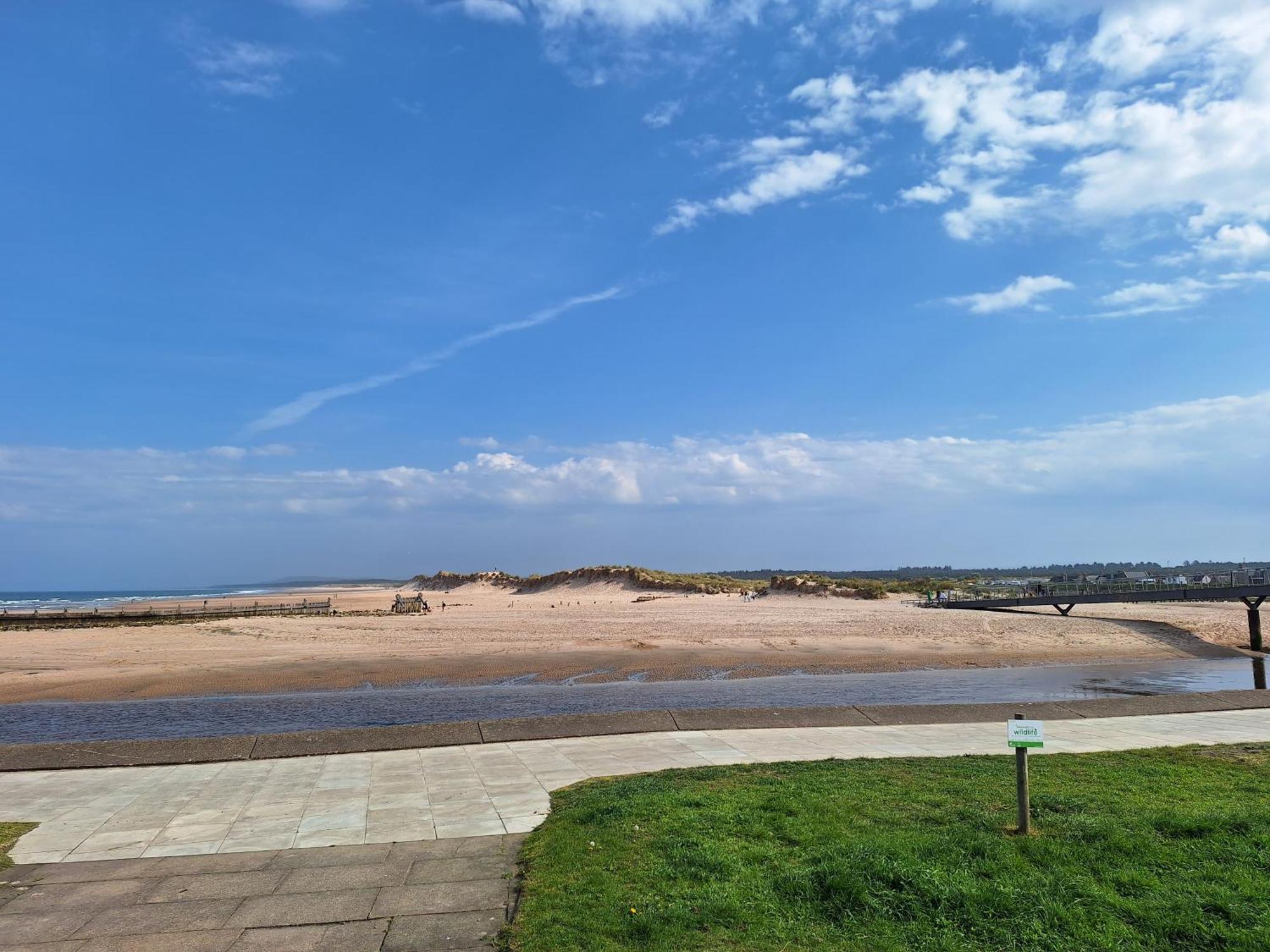 1 Fulmar Road**Next To West Beach And Golf Course Лосимът Екстериор снимка